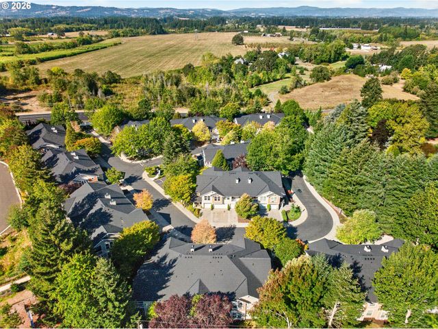 7173 Sw MANOR Way B, Beaverton, OR 97078