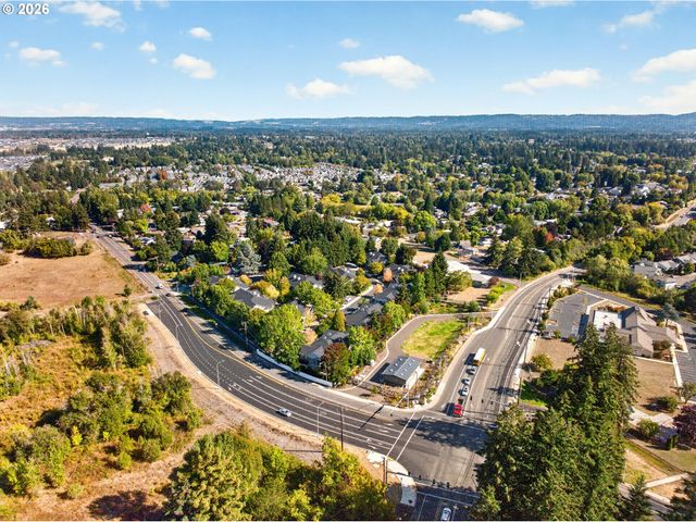 7173 Sw MANOR Way B, Beaverton, OR 97078