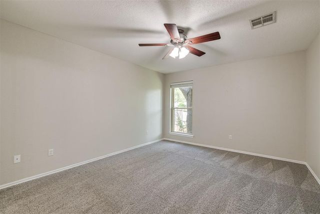 600 Country Side Trail, Edmond, OK 73012