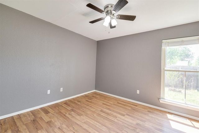 600 Country Side Trail, Edmond, OK 73012