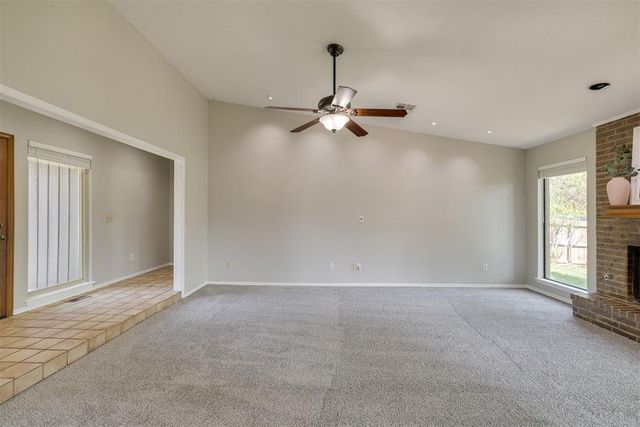 600 Country Side Trail, Edmond, OK 73012