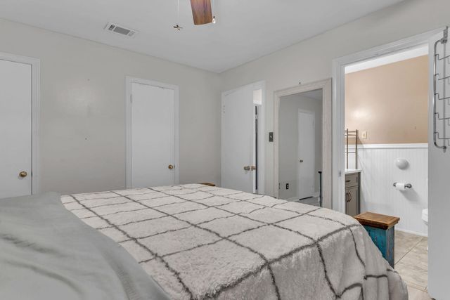 1806 Clinton St, Longview, TX 75604