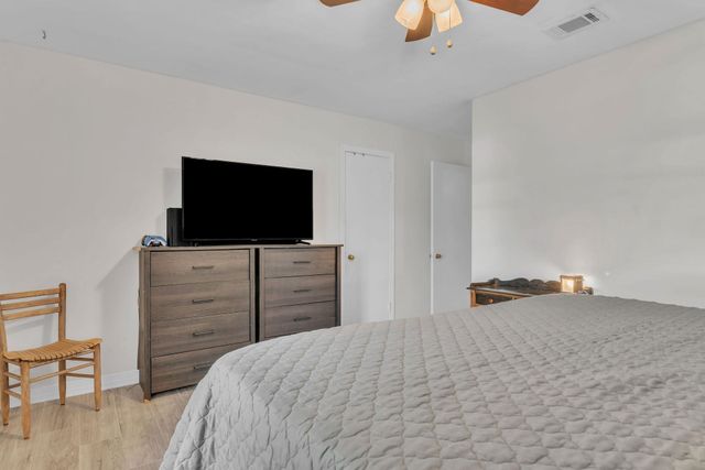 1806 Clinton St, Longview, TX 75604