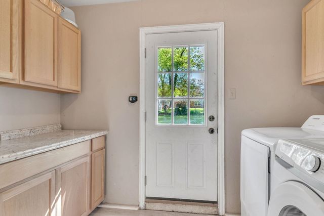 1806 Clinton St, Longview, TX 75604