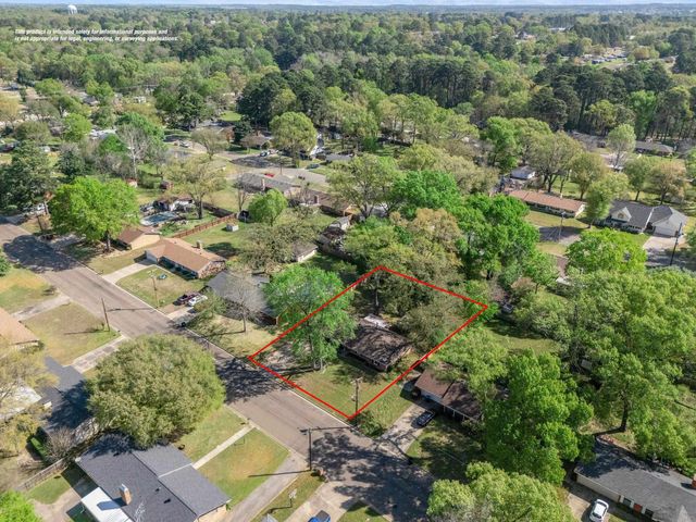 1806 Clinton St, Longview, TX 75604