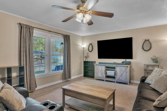 1806 Clinton St, Longview, TX 75604