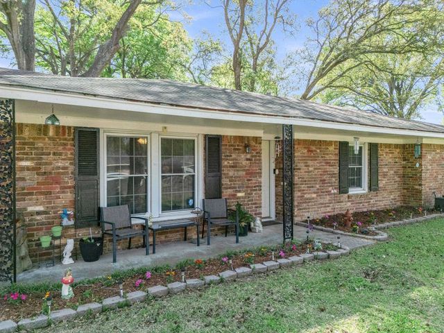 1806 Clinton St, Longview, TX 75604