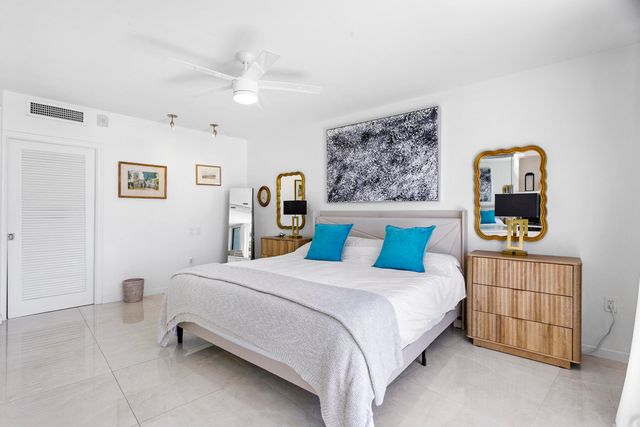 2760 S Ocean Boulevard W 107, Palm Beach, FL 33480