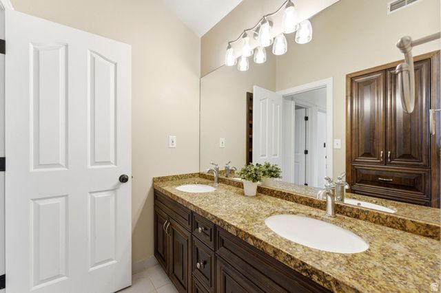 720 E CENTER ST, Bountiful, UT 84010