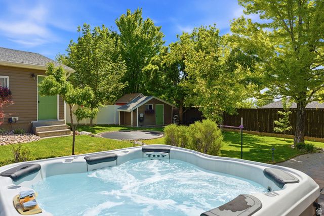 720 E CENTER ST, Bountiful, UT 84010