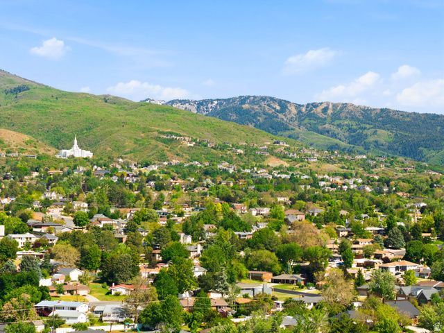 720 E CENTER ST, Bountiful, UT 84010