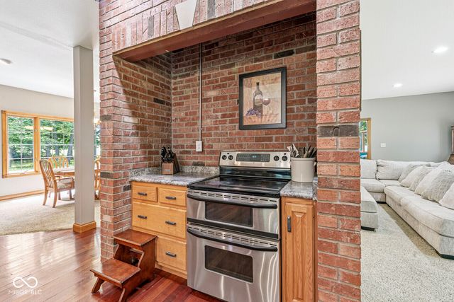 5599 N Brandywine Road, Shelbyville, IN 46176
