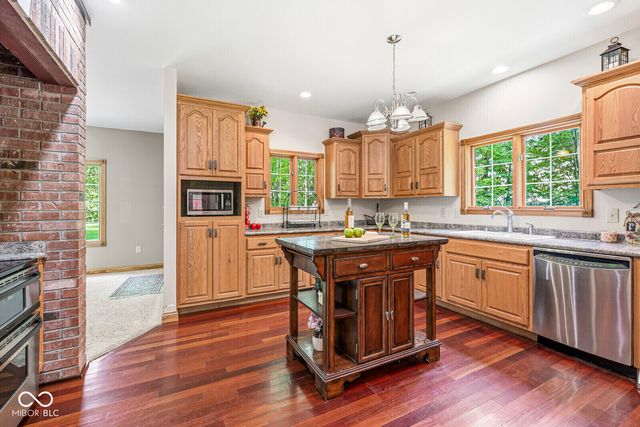 5599 N Brandywine Road, Shelbyville, IN 46176