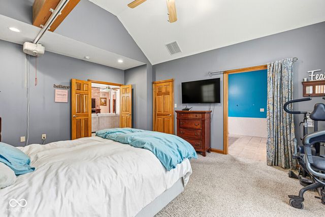 5599 N Brandywine Road, Shelbyville, IN 46176