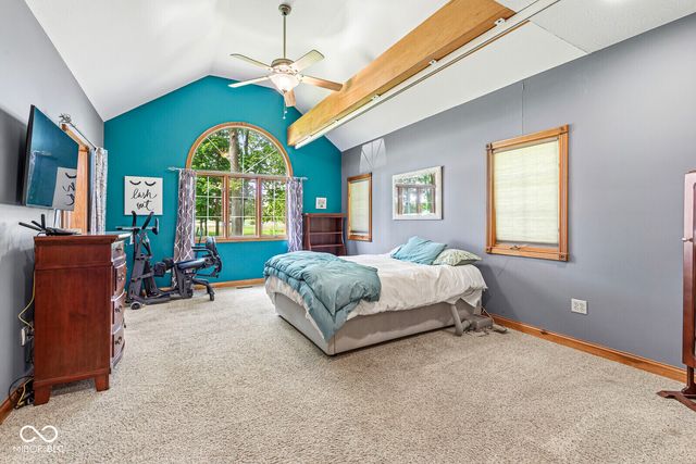 5599 N Brandywine Road, Shelbyville, IN 46176