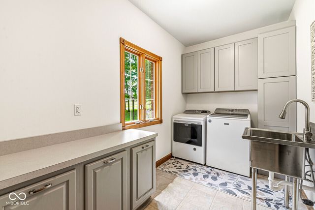 5599 N Brandywine Road, Shelbyville, IN 46176