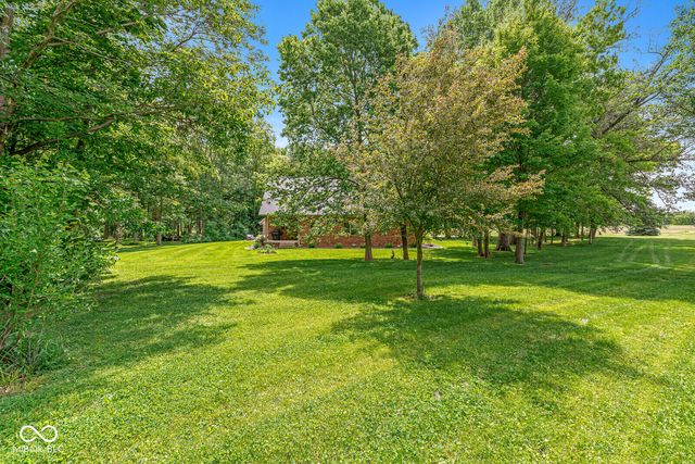 5599 N Brandywine Road, Shelbyville, IN 46176