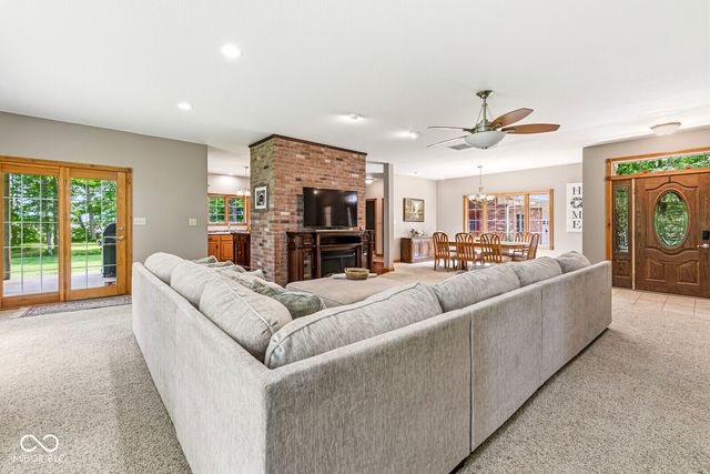 5599 N Brandywine Road, Shelbyville, IN 46176