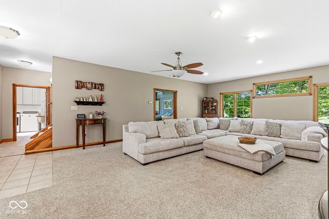 5599 N Brandywine Road, Shelbyville, IN 46176
