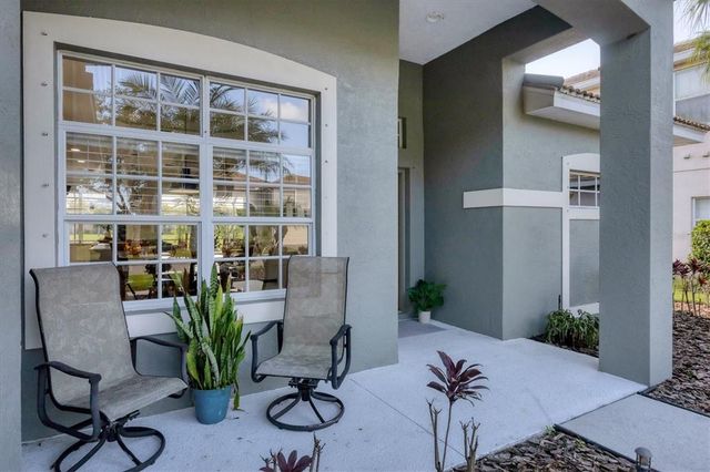 303 HERITAGE ISLES WAY, Bradenton, FL 34212