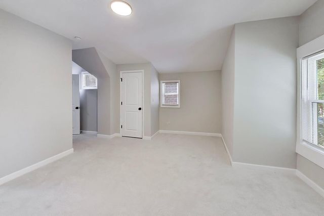 1033 S Claremont Avenue, Chicago, IL 60612