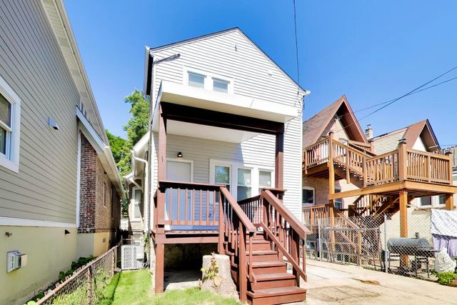 1033 S Claremont Avenue, Chicago, IL 60612