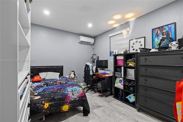 33300 SW 212th Ave, Homestead, FL 33034