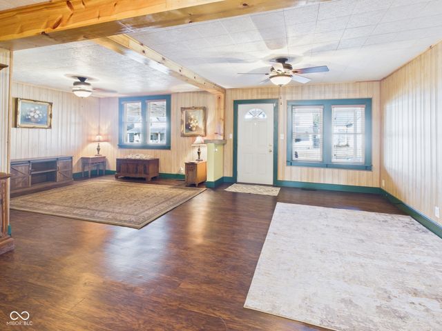 821 W 5th Street, Anderson, IN 46016