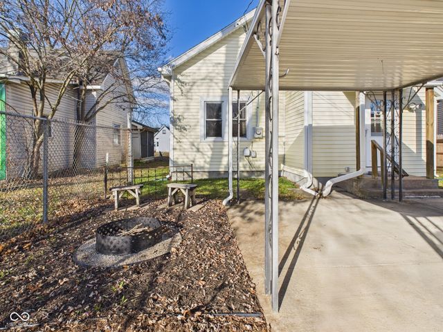 821 W 5th Street, Anderson, IN 46016