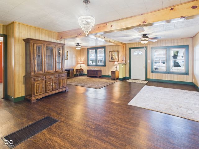 821 W 5th Street, Anderson, IN 46016