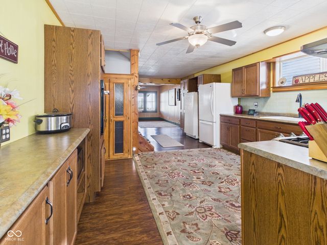 821 W 5th Street, Anderson, IN 46016