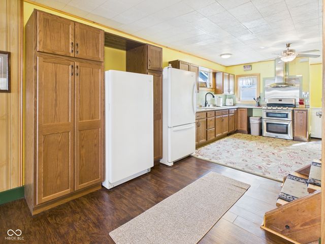 821 W 5th Street, Anderson, IN 46016