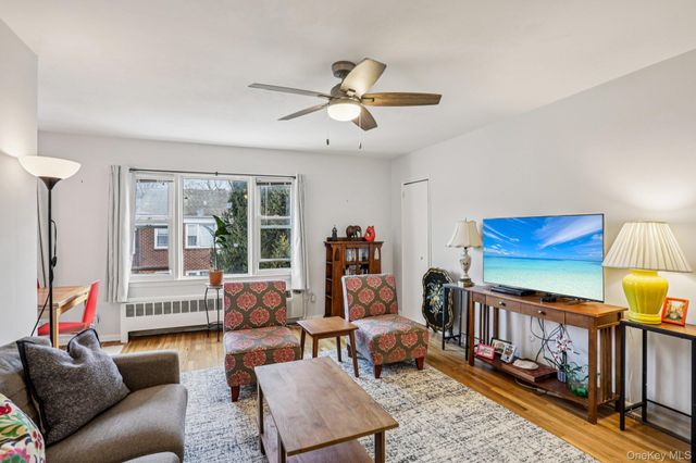 66 Manville Road 4, Pleasantville, NY 10570