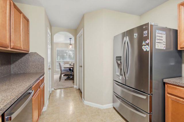 25450 Barmby Drive, Tomball, TX 77375