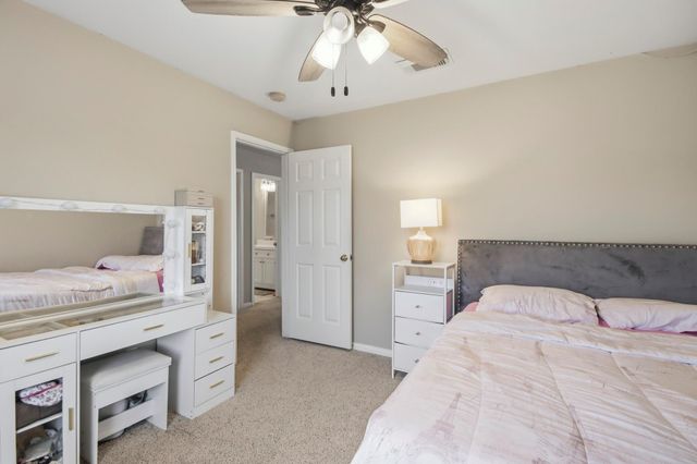 25450 Barmby Drive, Tomball, TX 77375