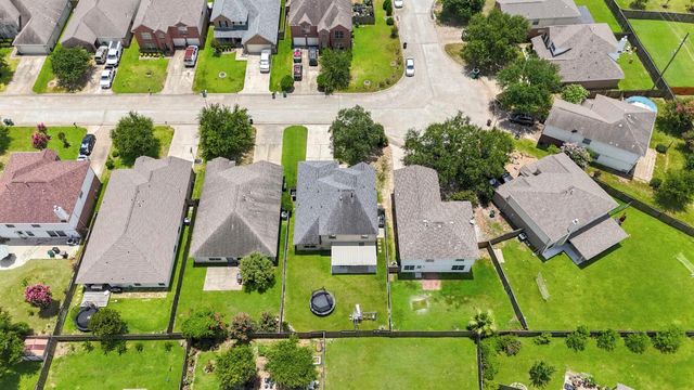 25450 Barmby Drive, Tomball, TX 77375