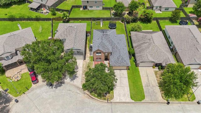 25450 Barmby Drive, Tomball, TX 77375