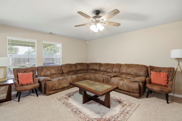 25450 Barmby Drive, Tomball, TX 77375