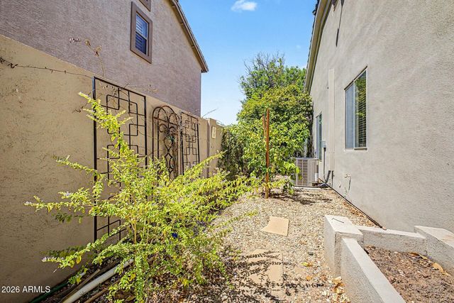 1095 N JAMAICA Court, Gilbert, AZ 85234
