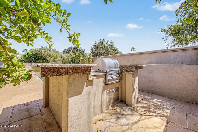 1095 N JAMAICA Court, Gilbert, AZ 85234