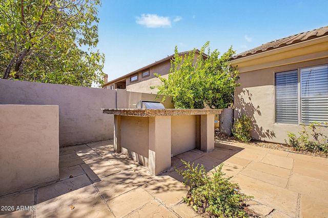 1095 N JAMAICA Court, Gilbert, AZ 85234