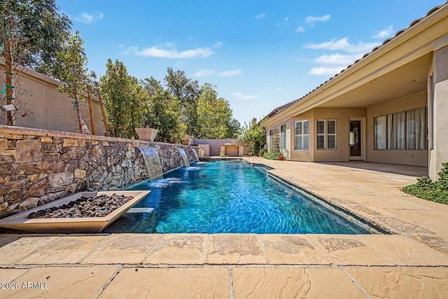 1095 N JAMAICA Court, Gilbert, AZ 85234