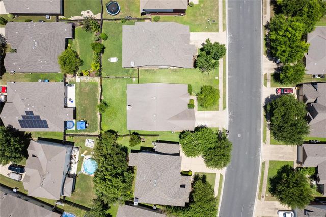 3924 Links LN, Round Rock, TX 78664