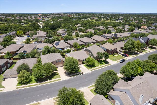 3924 Links LN, Round Rock, TX 78664