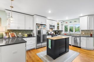 4 Essex St SF, Boston, MA 02129