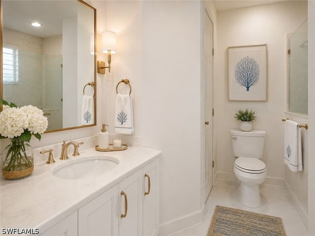 695 Ardmore LN, Naples, FL 34108
