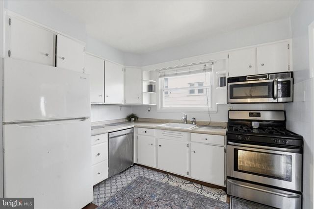 601 S ELMWOOD AVE, Glenolden, PA 19036