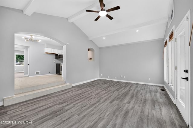 5218 Famous Way, Louisville, KY 40219