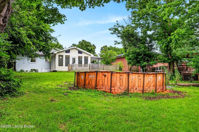 5218 Famous Way, Louisville, KY 40219
