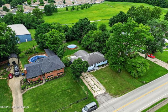 5218 Famous Way, Louisville, KY 40219